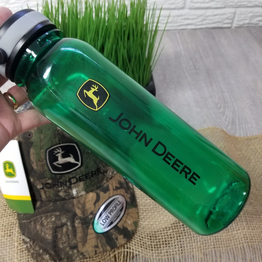 John Deere Camo Cap/Water Bottle Bundle - Picture 7 of 11